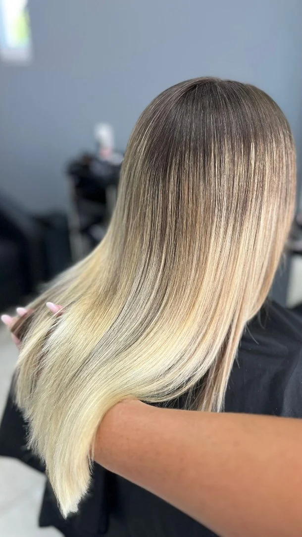 💆‍♀️ Stop Haaruitval en Herstel Gezond Haar bij Salon Sparkling! 💫

Heb je last van haaruitval en wil je je haar weer laten stralen? ✨ Ontdek onze Anti-Haaruitval Kuur: een intensieve behandeling speciaal ontworpen om haaruitval te verminderen, haargroei te stimuleren en je haar sterker te maken. 💪🌿

💎 Wat kun je verwachten?
✔️ Gepersonaliseerde behandelingen met professionele producten
✔️ Versterking van de haarwortels
✔️ Zichtbare vermindering van haaruitval
✔️ Meer volume en glans

👩‍🔬 Waarom kiezen voor Salon Sparkling?
Wij combineren de nieuwste technieken met jarenlange ervaring in haarverzorging. Jouw haar is bij ons in de beste handen. 🤍

📍 Boek nu je afspraak via www.salonsparkling.nl en zet de eerste stap naar gezond, volumineus haar! 🌟

💬 Heb jij tips nodig of wil je meer weten over haarverzorging? Laat een reactie achter of stuur ons een berichtje! 💌

#SalonSparkling #AntiHaaruitval #Haarverzorging #GezondHaar #HaarGroei #SterkHaar #HaaruitvalStoppen